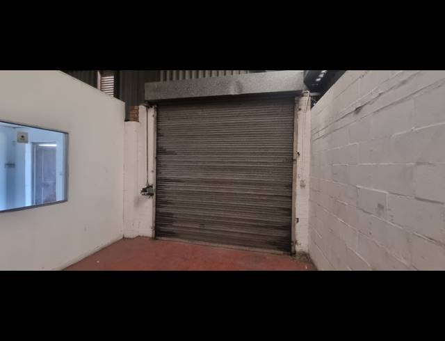 170M² WAREHOUSE TO LET IN AIRPORT INDUSTRIA